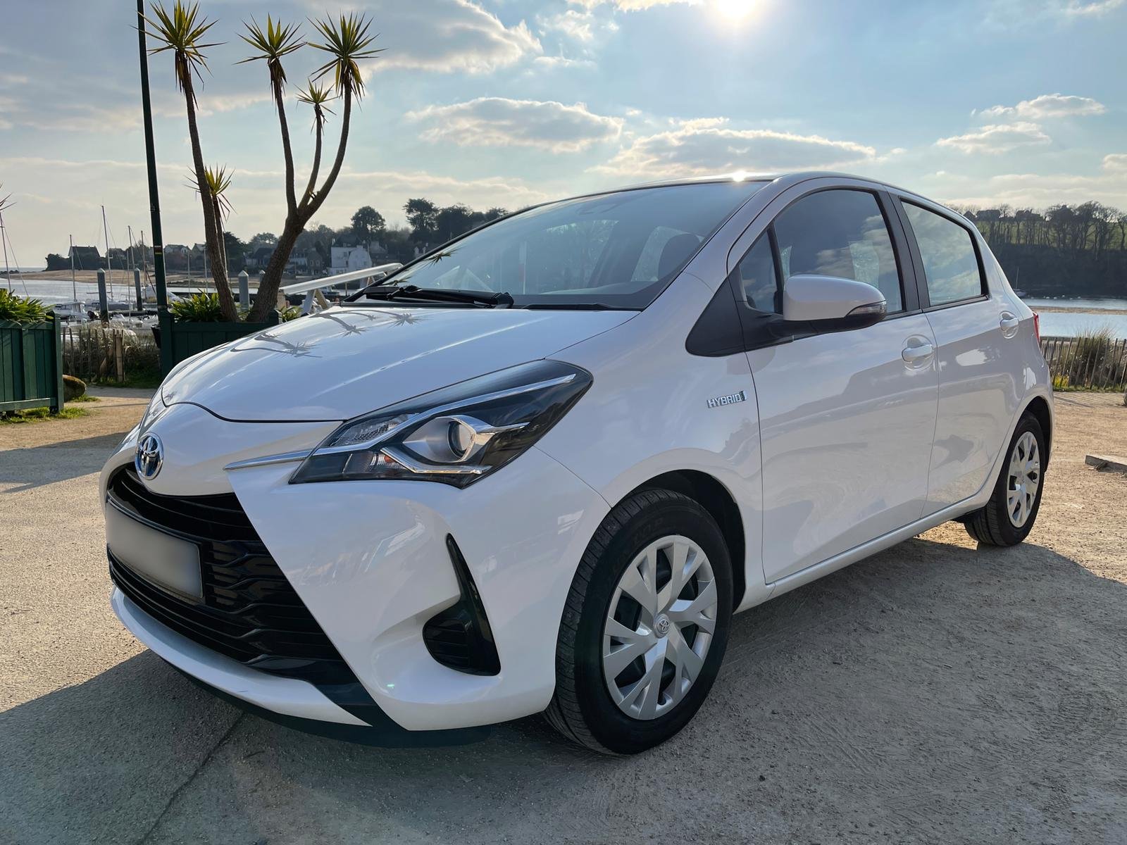 Toyota Yaris Hybride finition France 100ch